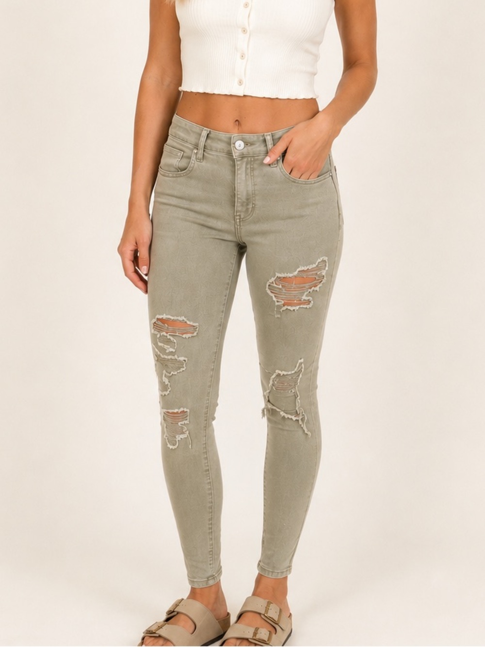 American Eagle Outfitters Dusty Sage Green Distressed Skinny Jeans for Women
